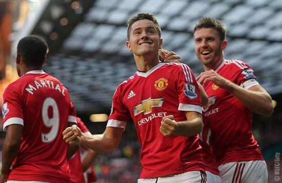 西蒙尼的战 西蒙尼的战