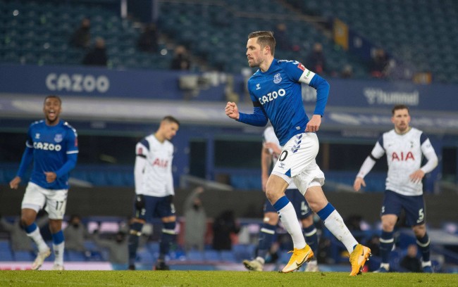 罗德里戈亦 罗德里戈亦